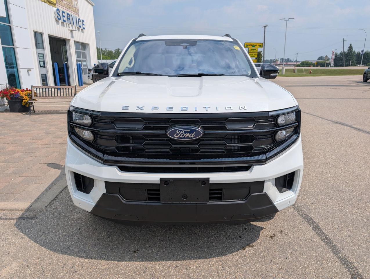 2025 Ford Expedition ACTIVE MAX Photo2