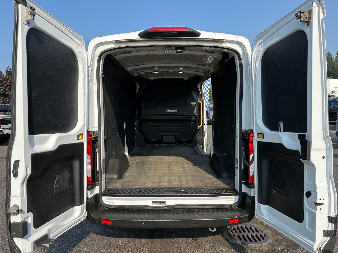 2020 Ford Transit Cargo Van BASE Photo5