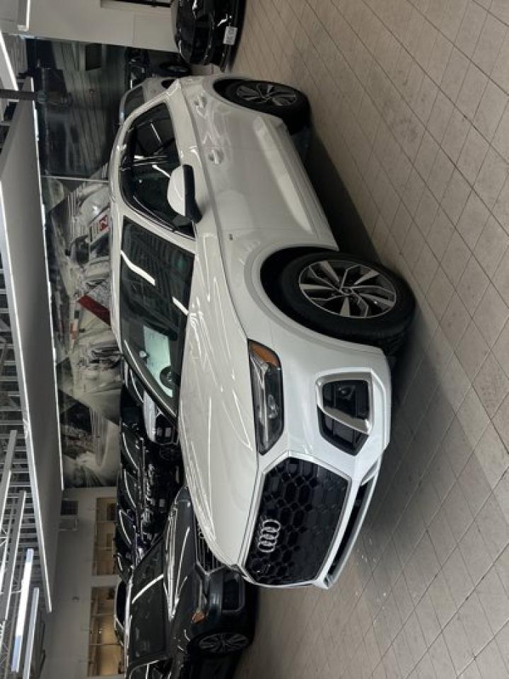 Used 2023 Audi Q5 Progressiv AWD | S-Line | Pano Roof | Leather | Nav | Heated Wheel + Seats | and More ! for sale in Guelph, ON