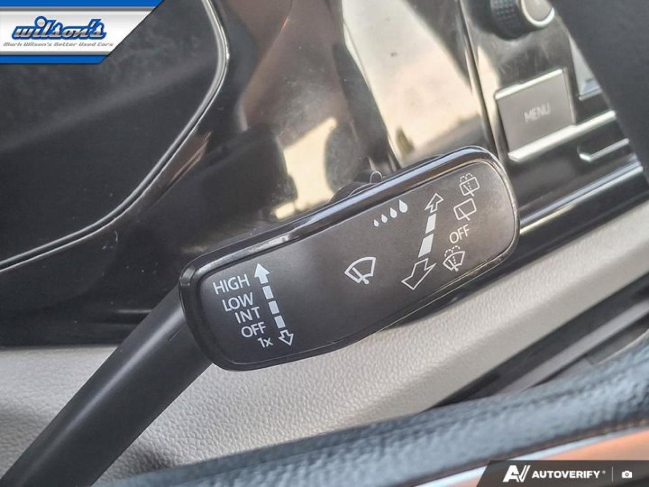 2022 Volkswagen Taos Trendline AWD | Heated Seats | CarPlay + Android | Rear Camera | and More ! Photo