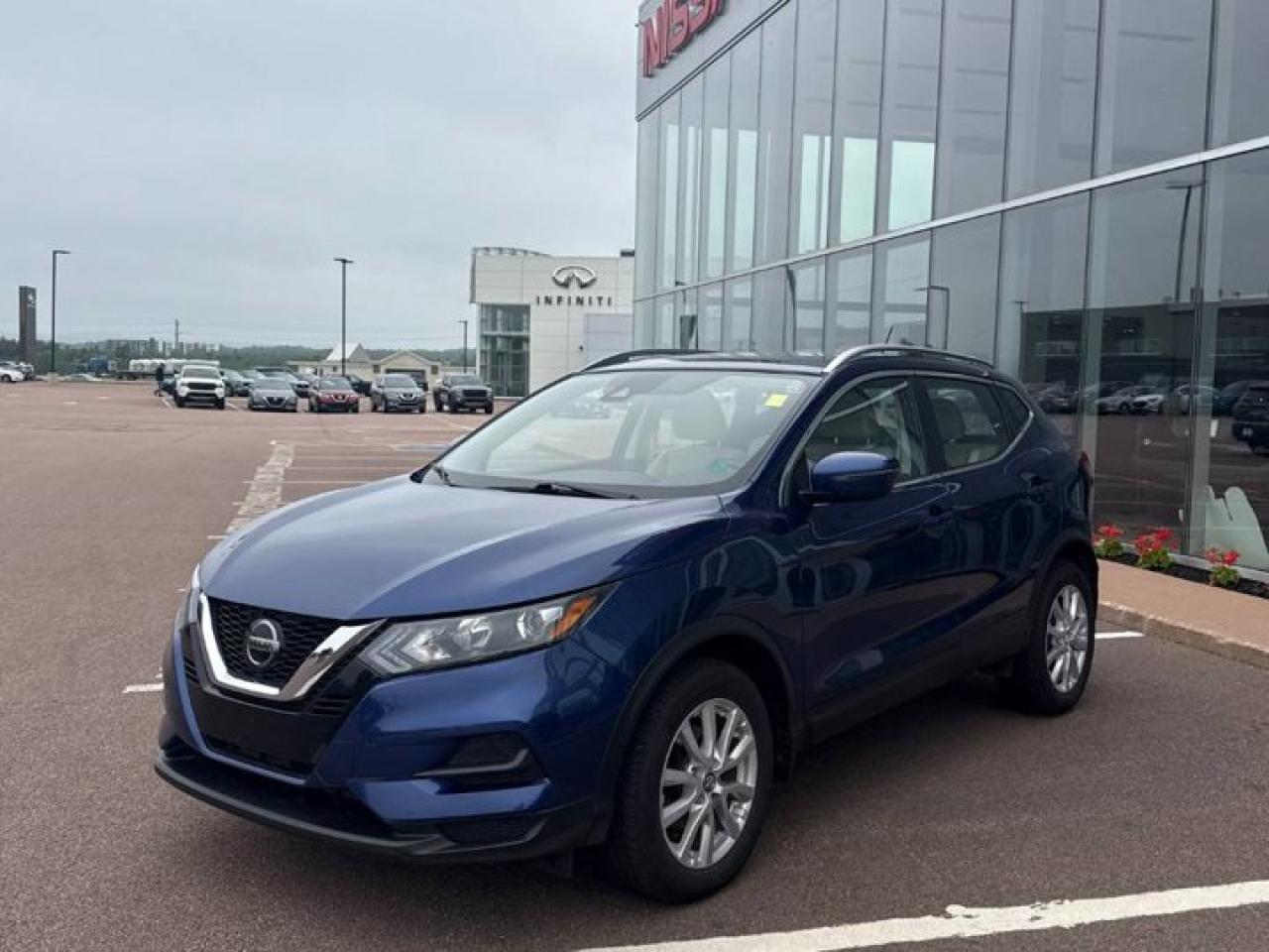 Used 2022 Nissan Qashqai SV AWD | Sunroof | Heated Wheel + Seats | CarPlay + Android | Rear Camera | Alloy Wheels and More ! for sale in Guelph, ON