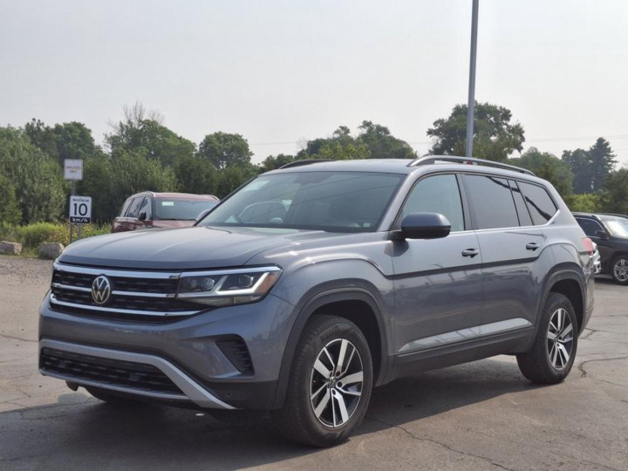 Used 2021 Volkswagen Atlas Comfortline AWD | Leather | Adaptive Cruise | CarPlay + Android | Heated Seats | Rear Cam and More ! for sale in Guelph, ON