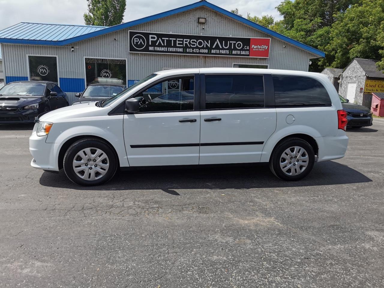 2016 Dodge Grand Caravan SE - Photo #8
