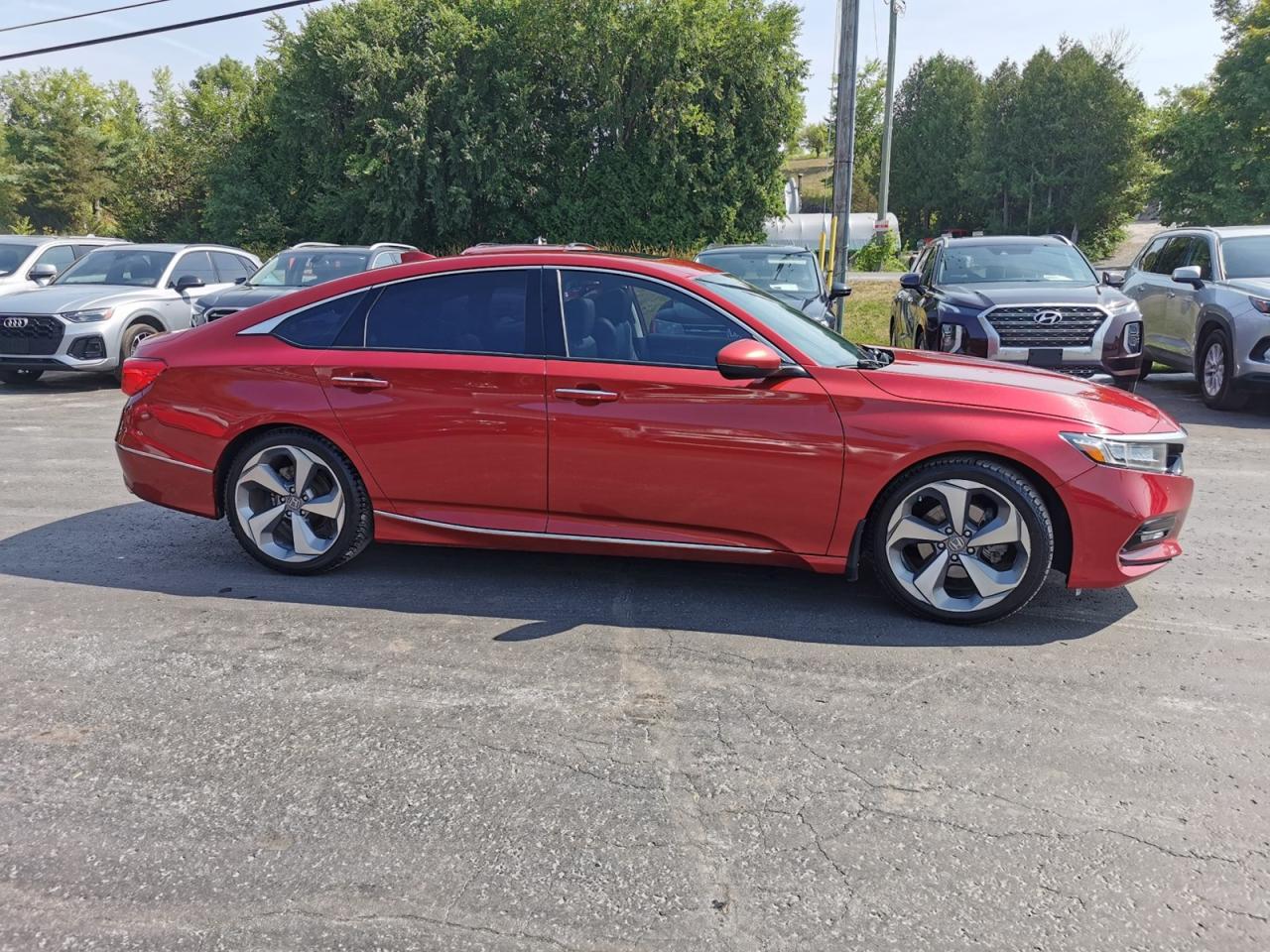 2018 Honda Accord Touring - Photo #4