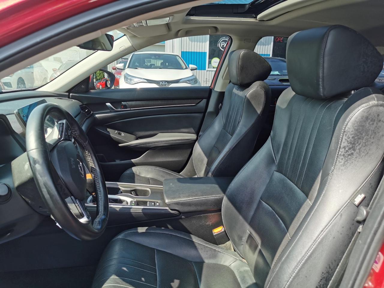 2018 Honda Accord Touring - Photo #14