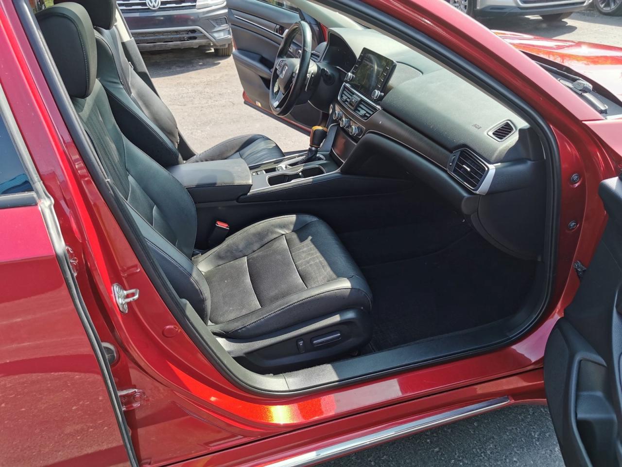 2018 Honda Accord Touring - Photo #26