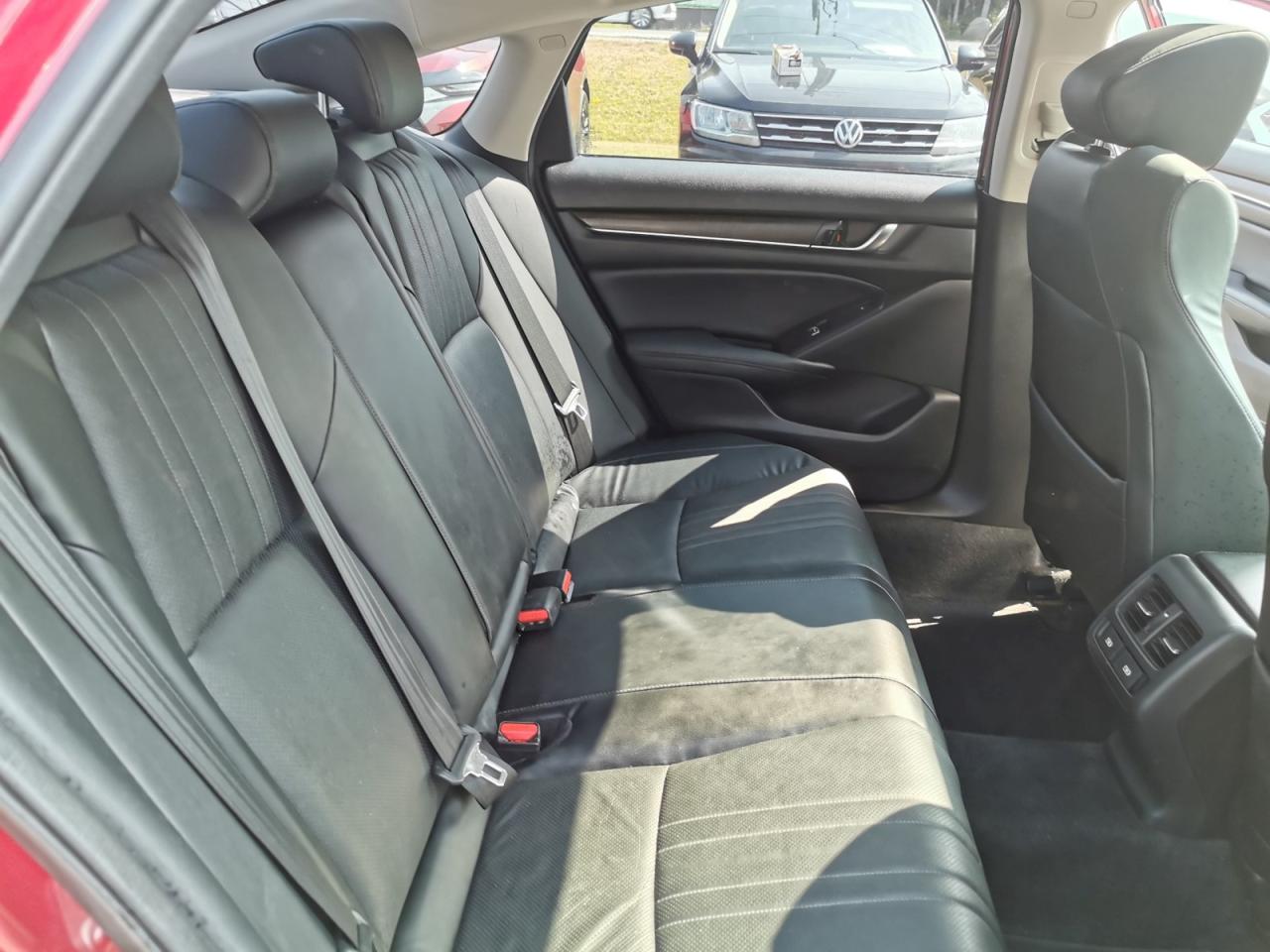 2018 Honda Accord Touring - Photo #29