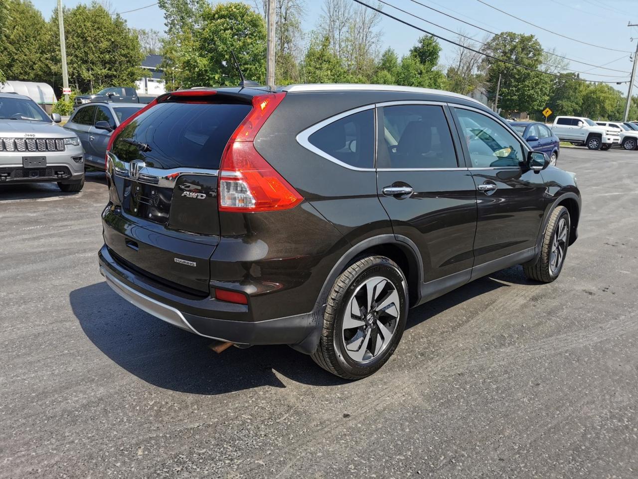 2016 Honda CR-V Touring AWD Photo4