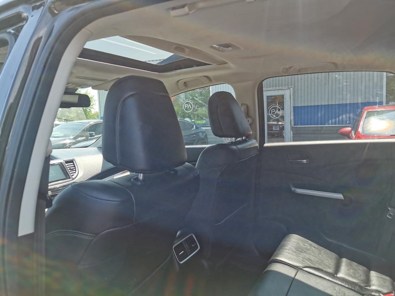 2016 Honda CR-V Touring AWD - Photo #26