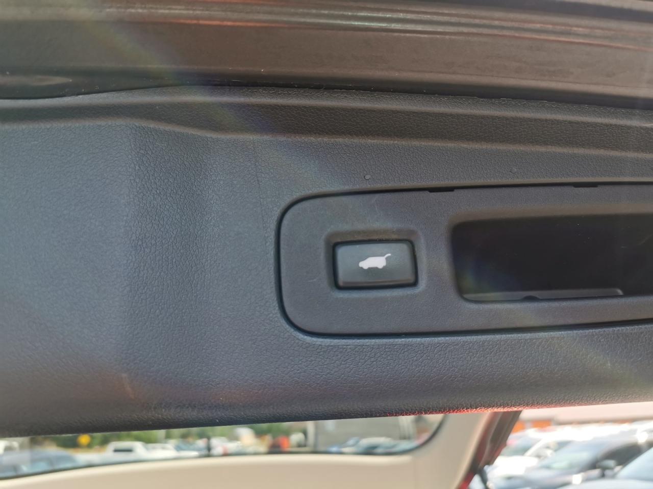2016 Honda CR-V Touring AWD - Photo #28