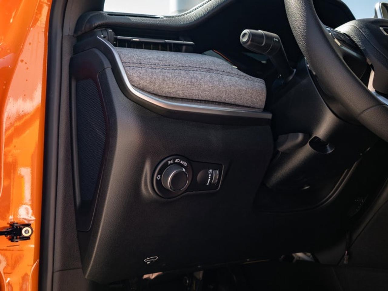 2026 Jeep Compass Sport Photo