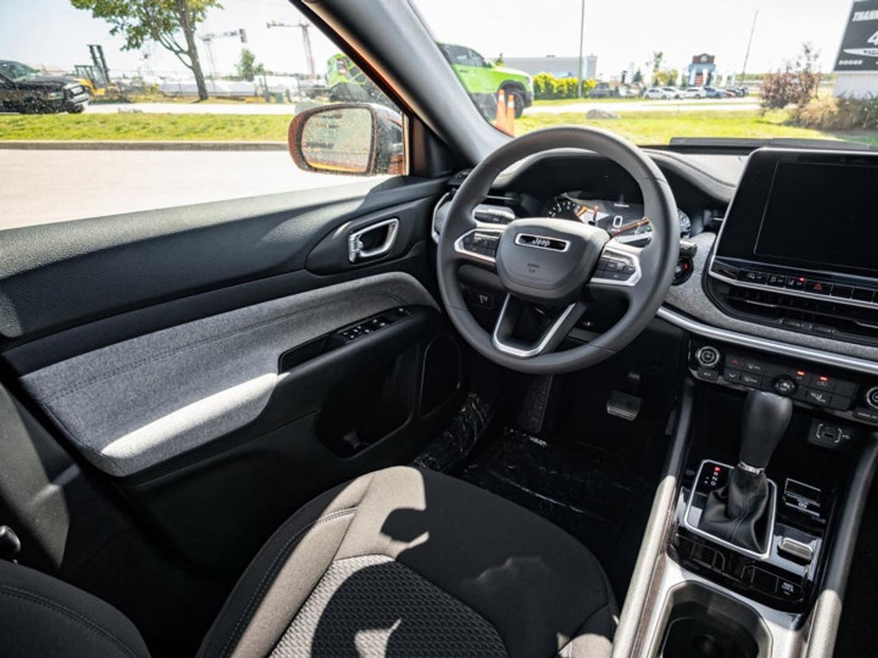 2026 Jeep Compass Sport Photo