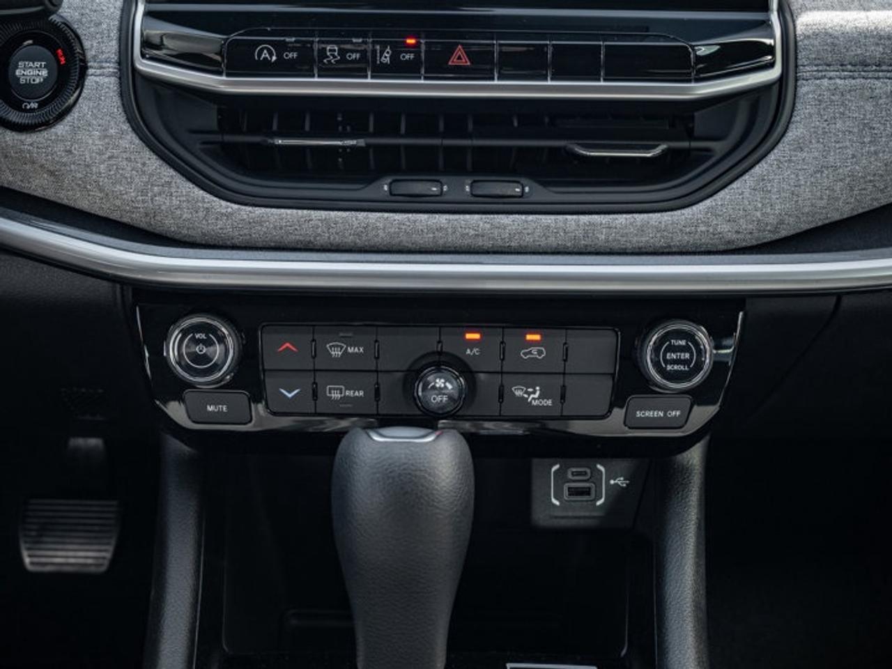 2026 Jeep Compass Sport Photo