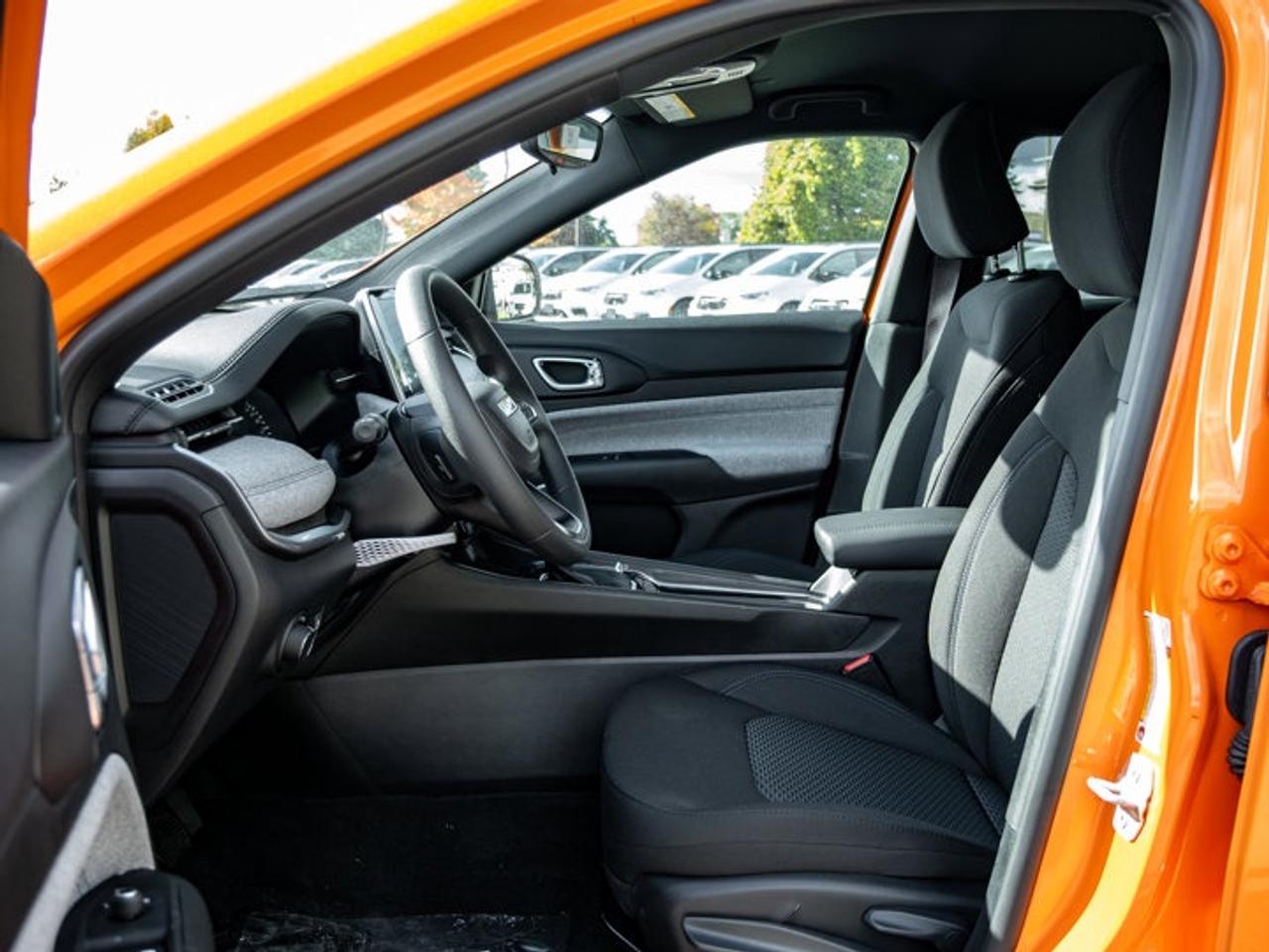 2026 Jeep Compass Sport Photo