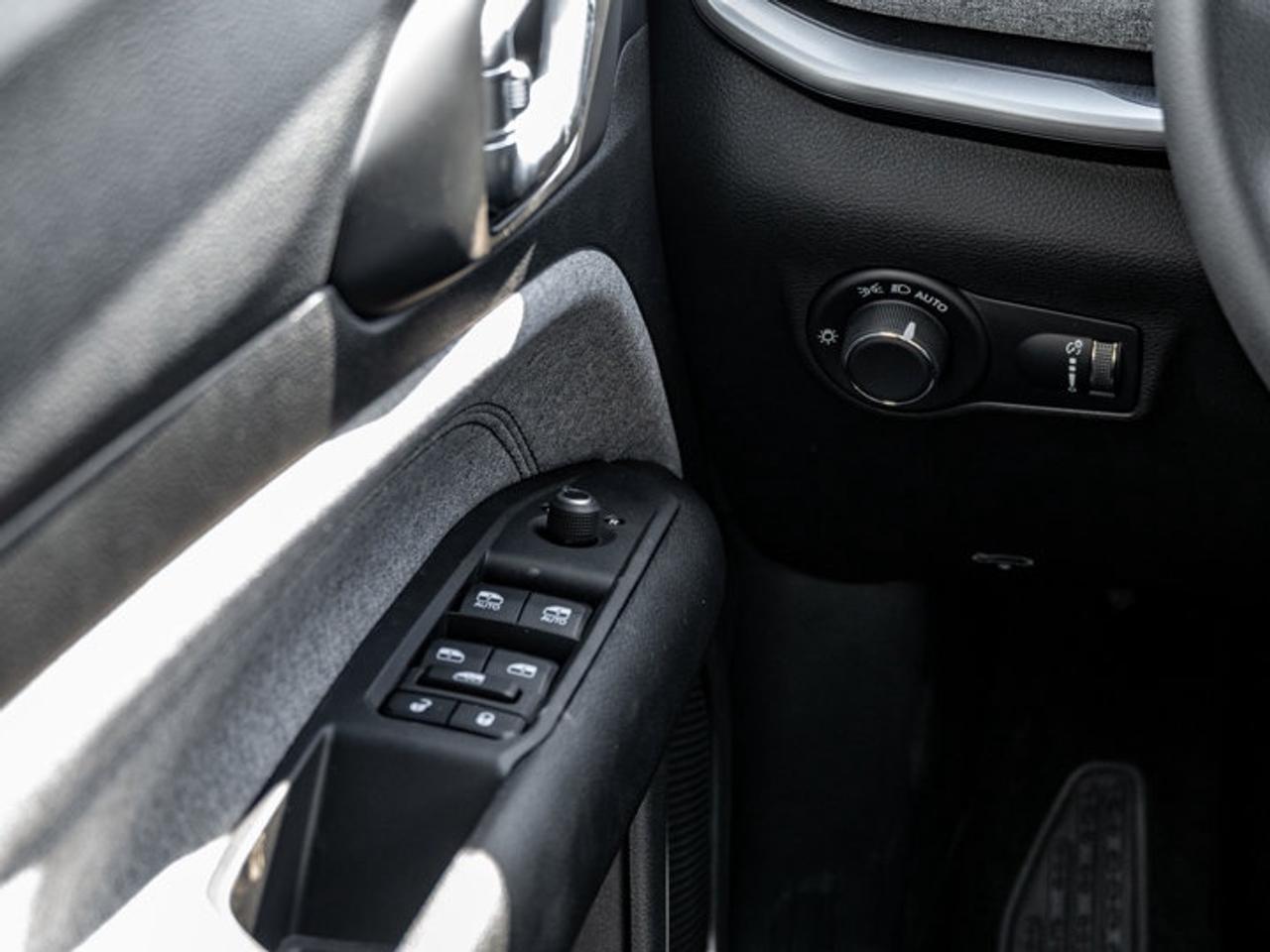 2026 Jeep Compass Sport Photo