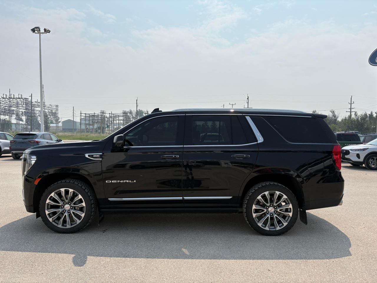 2021 GMC Yukon Denali Premium Photo5