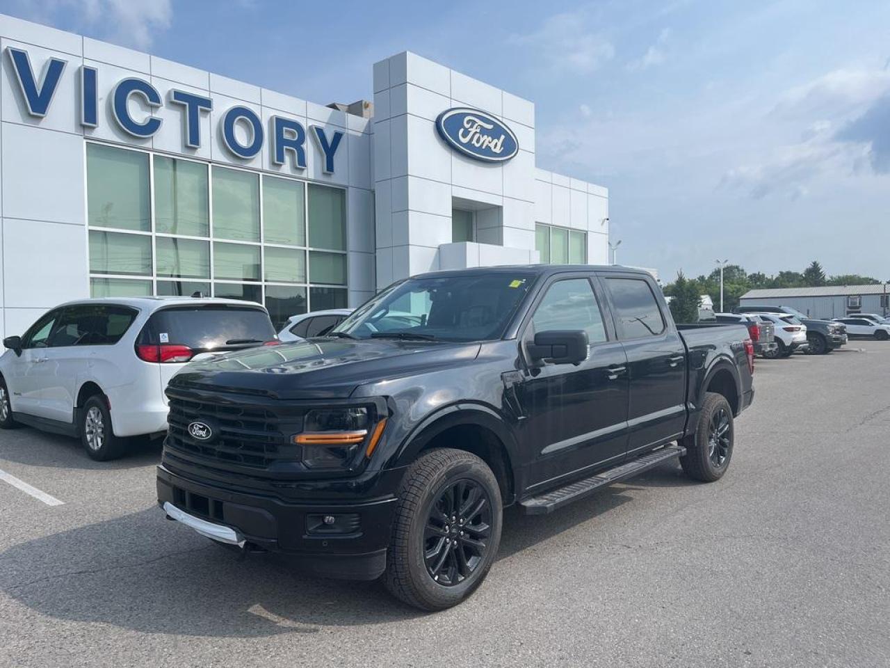 New 2025 Ford F-150 XLT for sale in Chatham, ON