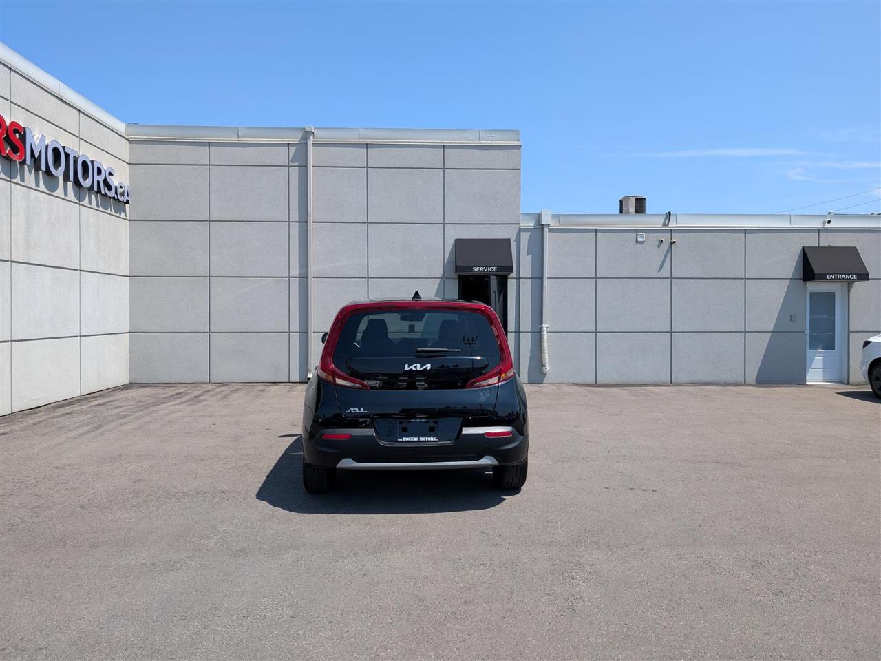 2022 Kia Soul EX - SUNROOF - HTD SEATS - REV CAM