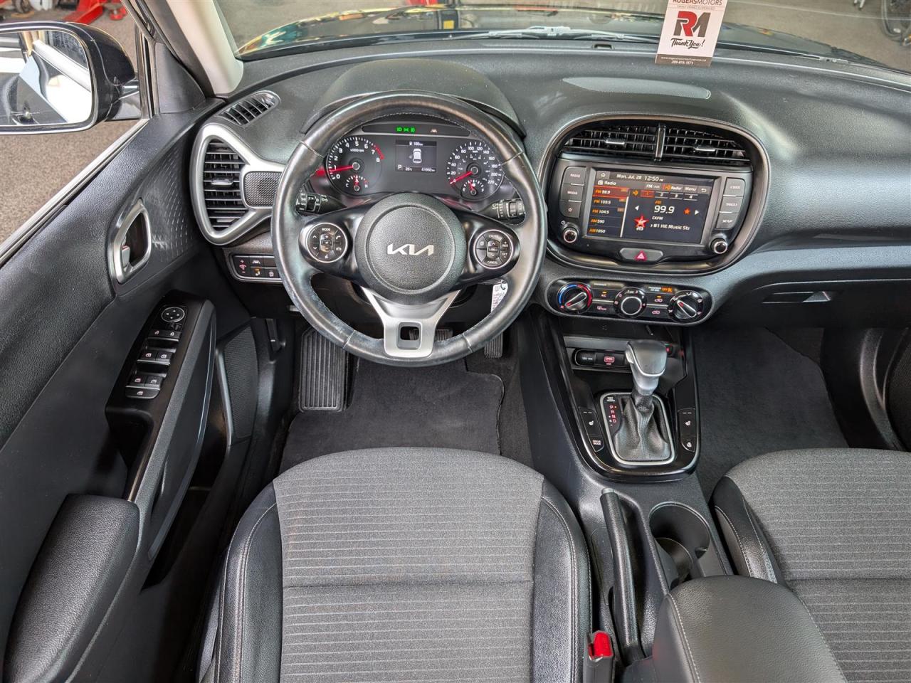 2022 Kia Soul EX - SUNROOF - HTD SEATS - REV CAM