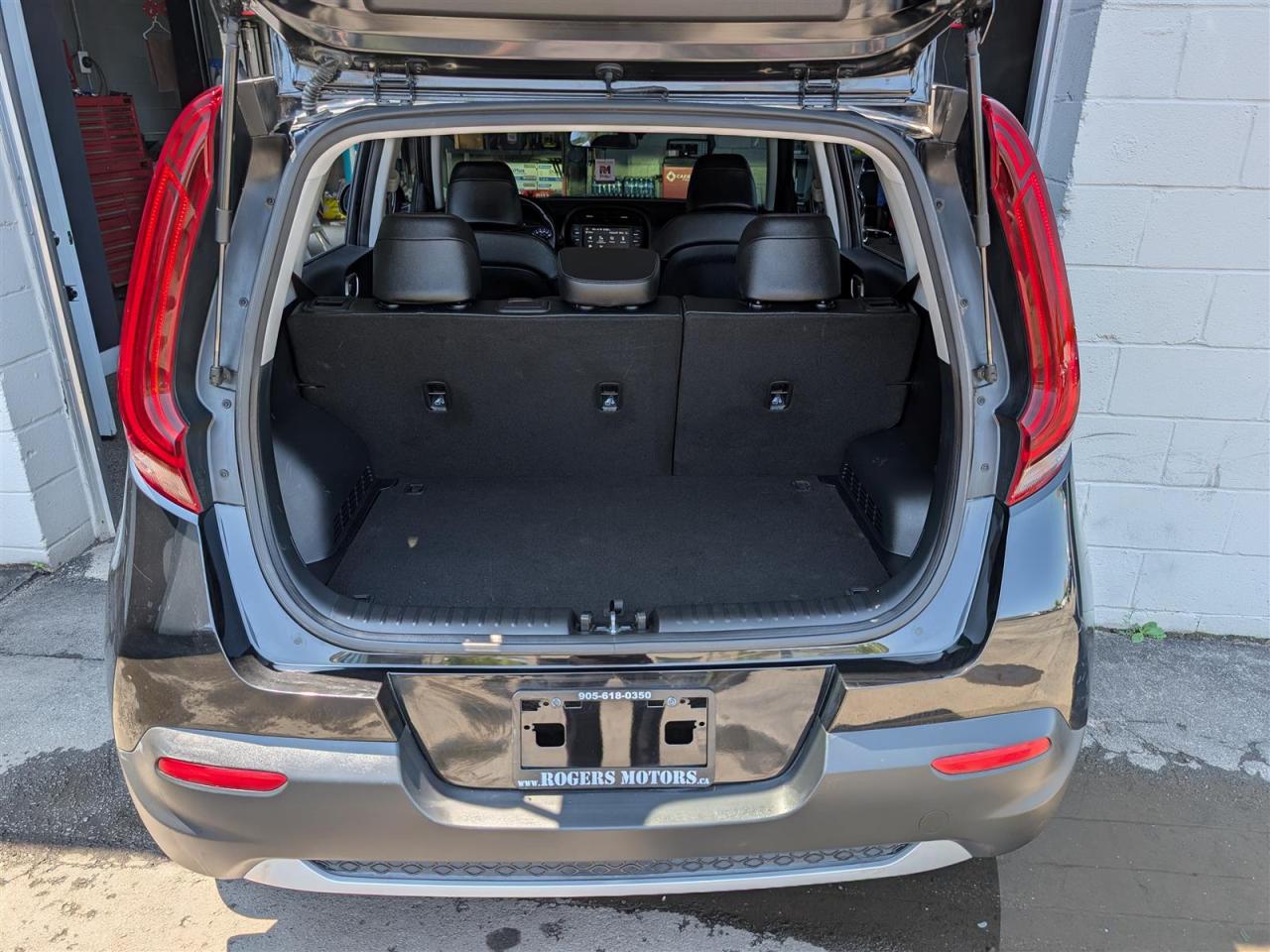 2022 Kia Soul EX - SUNROOF - HTD SEATS - REV CAM
