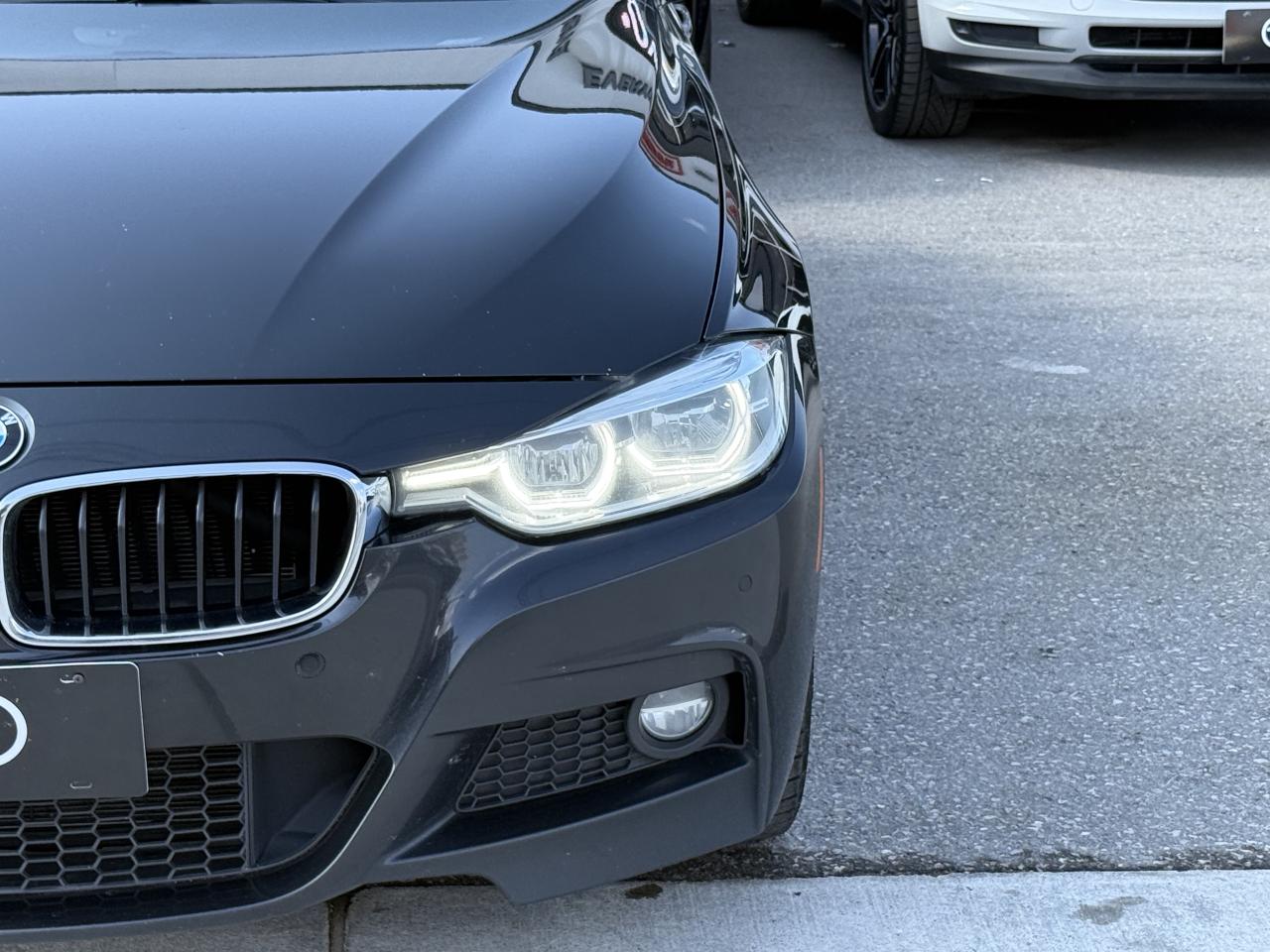 2017 BMW 3 Series 330i //M SPORT | SUNROOF | LOADED - Photo #8