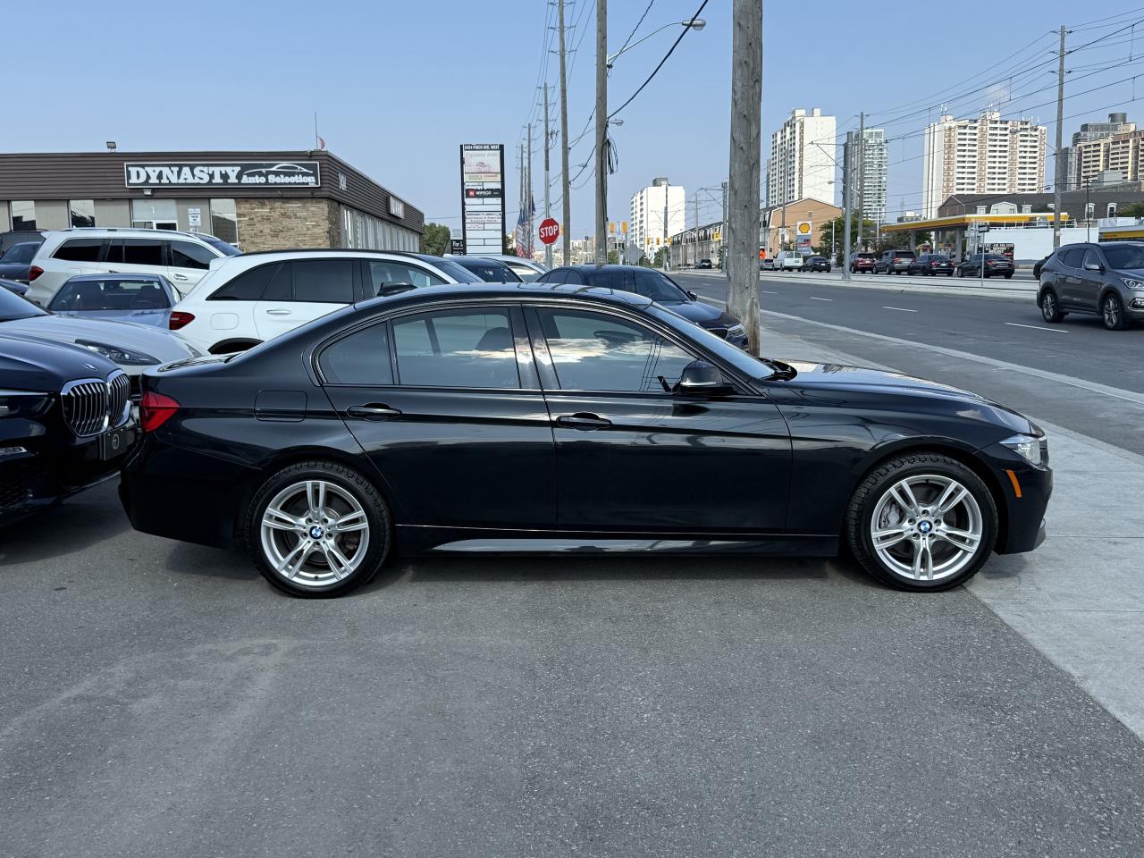 2017 BMW 3 Series 330i //M SPORT | SUNROOF | LOADED - Photo #10