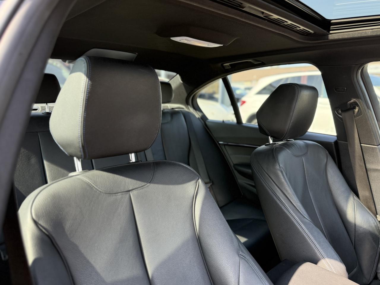 2017 BMW 3 Series 330i //M SPORT | SUNROOF | LOADED - Photo #29