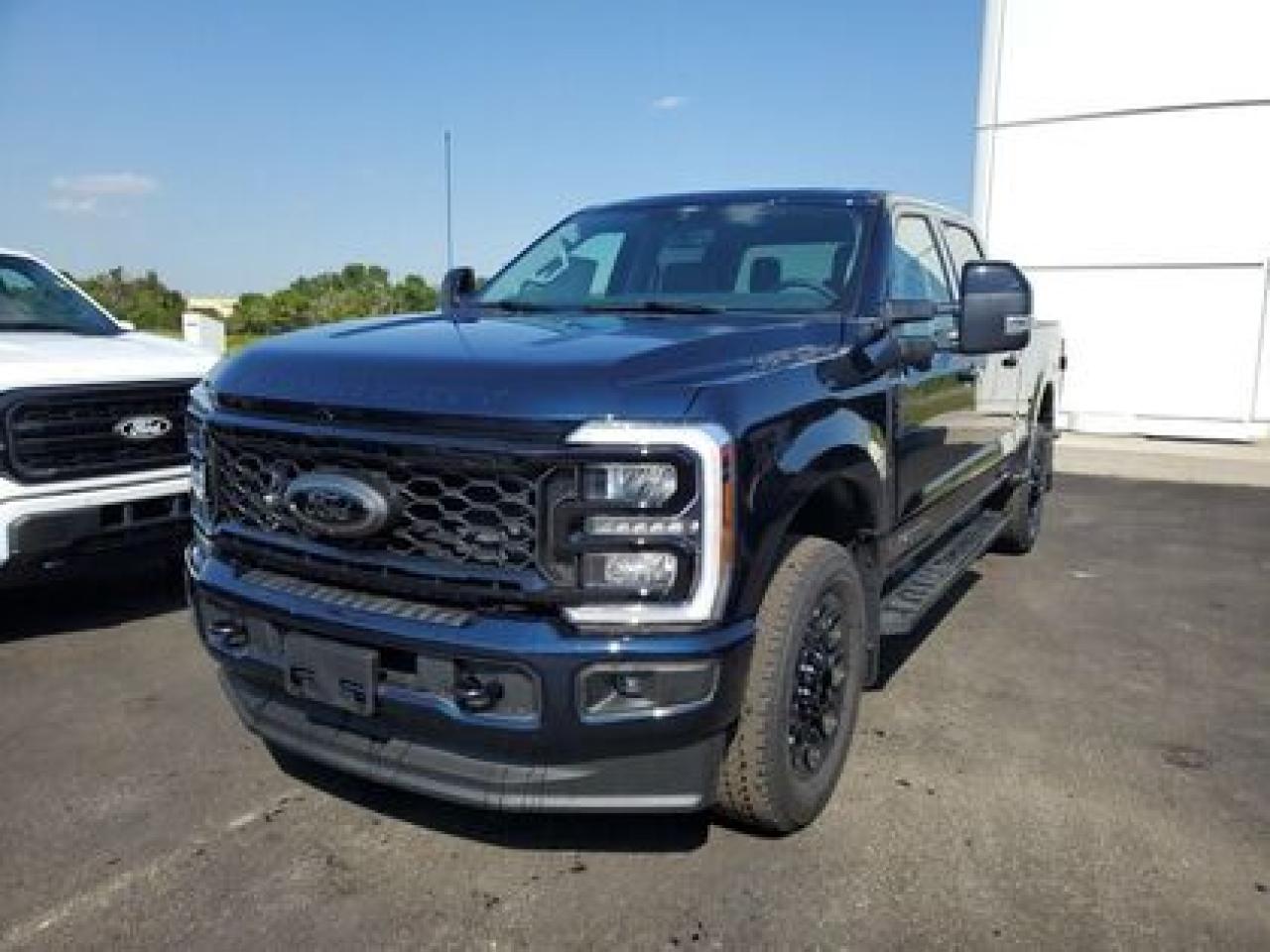 New 2025 Ford F-250 LARIAT for sale in Moose Jaw, SK