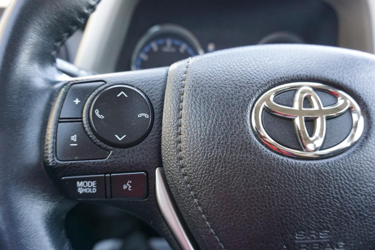 2017 Toyota RAV4 XLE CERTIFIED *2nd WINTER* CAMERA SUNROOF HEATED BLUETOOTH ALLOYS LANE DEPARTURE B.SPOT - Photo #26