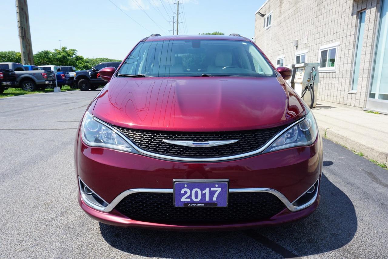 2017 Chrysler Pacifica V6 TOURING-L *7 SEATS* CERTIFIED NAV CAMERA BLUETOOTH LEATHER HEATED CRUISE ALLOYS - Photo #2