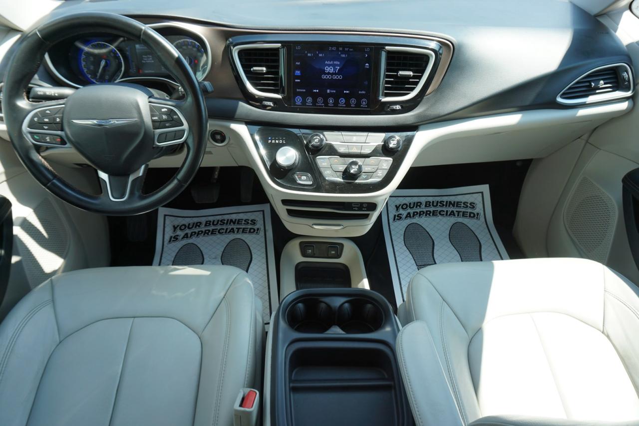 2017 Chrysler Pacifica V6 TOURING-L *7 SEATS* CERTIFIED NAV CAMERA BLUETOOTH LEATHER HEATED CRUISE ALLOYS - Photo #12