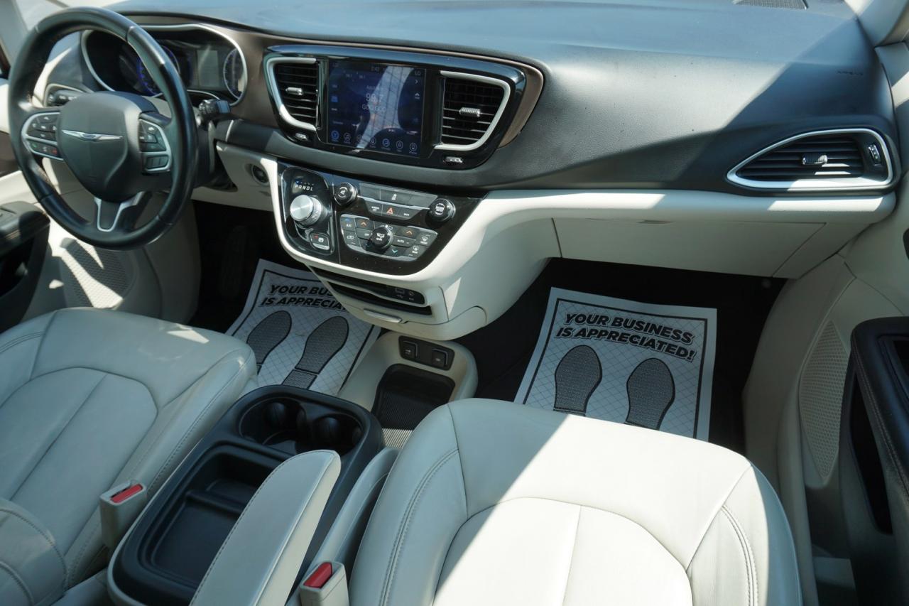 2017 Chrysler Pacifica V6 TOURING-L *7 SEATS* CERTIFIED NAV CAMERA BLUETOOTH LEATHER HEATED CRUISE ALLOYS - Photo #13