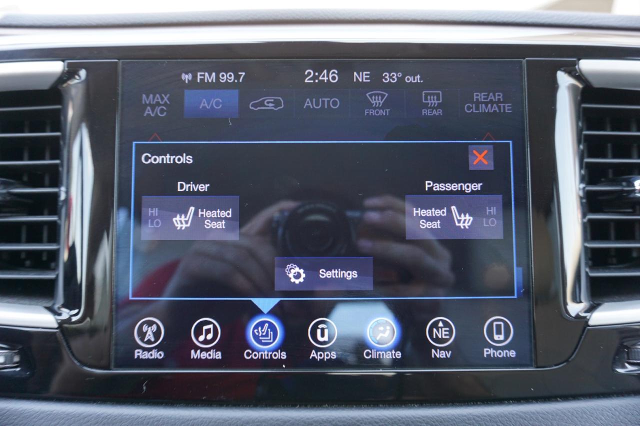 2017 Chrysler Pacifica V6 TOURING-L *7 SEATS* CERTIFIED NAV CAMERA BLUETOOTH LEATHER HEATED CRUISE ALLOYS - Photo #24