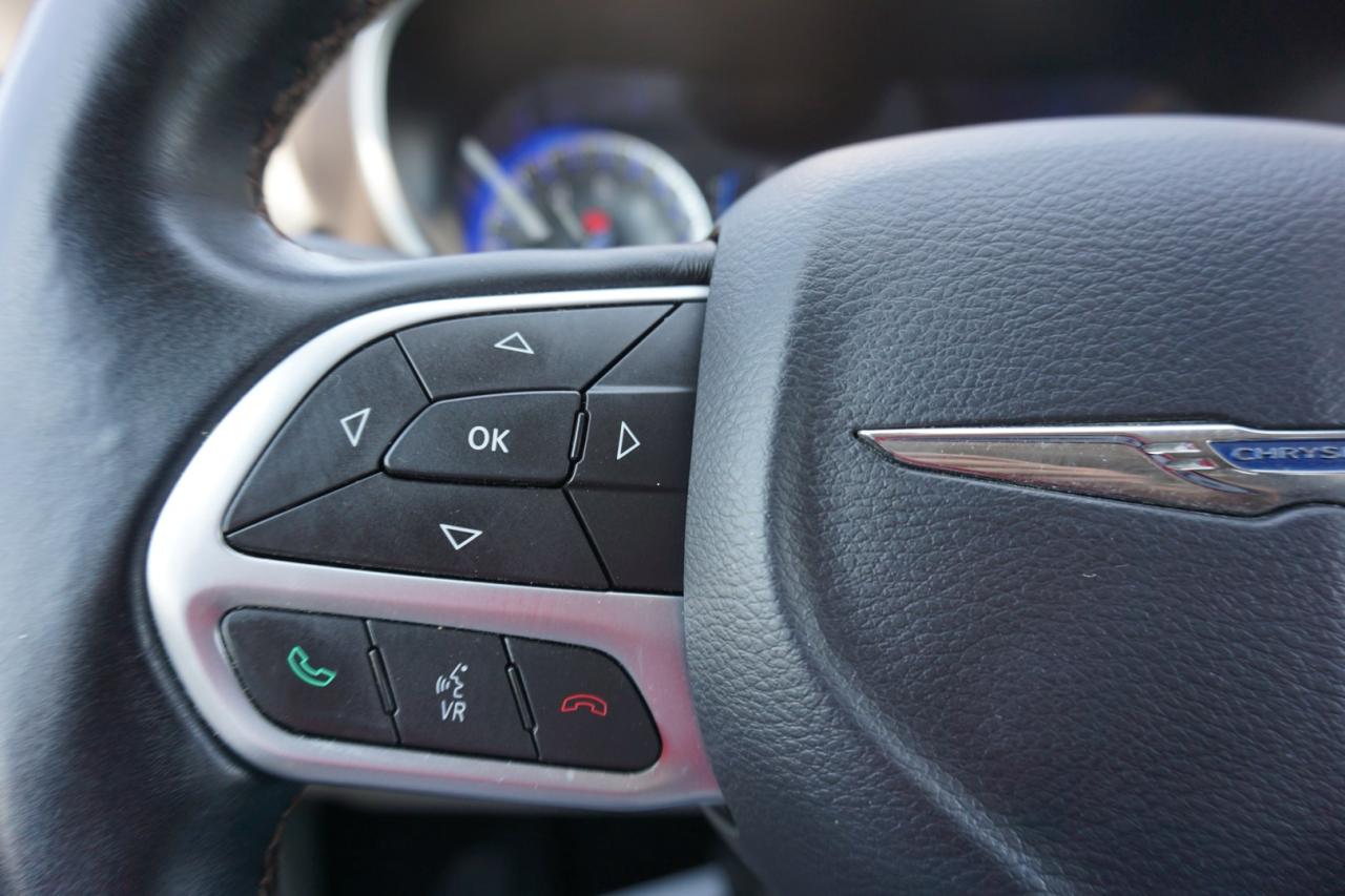 2017 Chrysler Pacifica V6 TOURING-L *7 SEATS* CERTIFIED NAV CAMERA BLUETOOTH LEATHER HEATED CRUISE ALLOYS - Photo #30