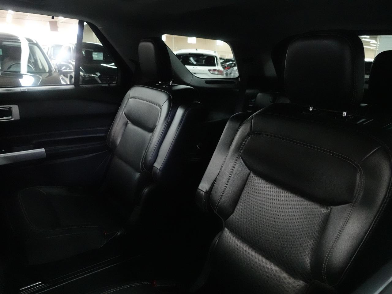 2022 Ford Explorer LIMITED | 4WD | Nav | Leather | Panoroof | CarPlay