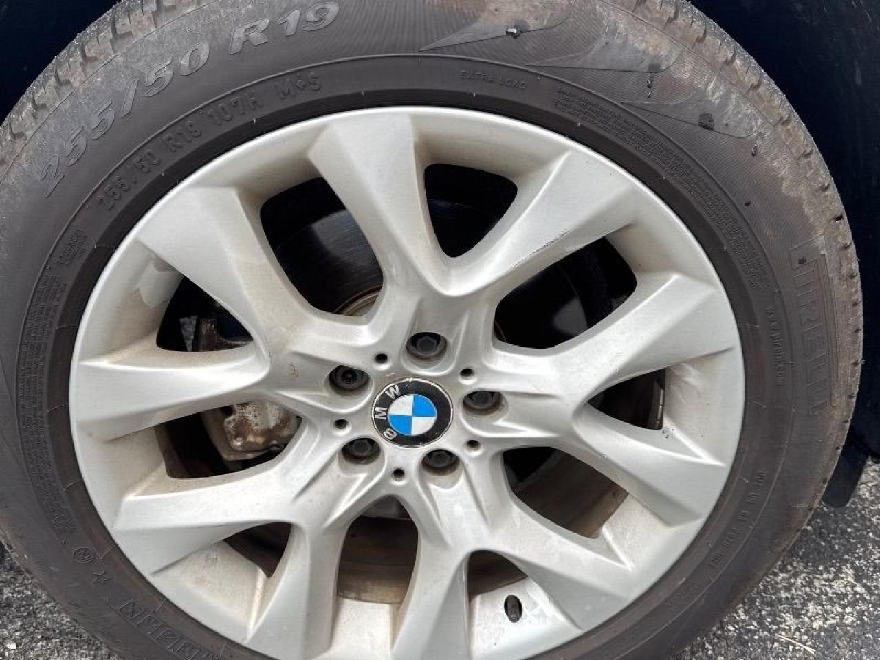 2013 BMW X5 35i - Photo #6