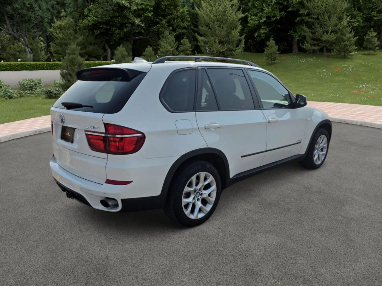2013 BMW X5 35i - Photo #4