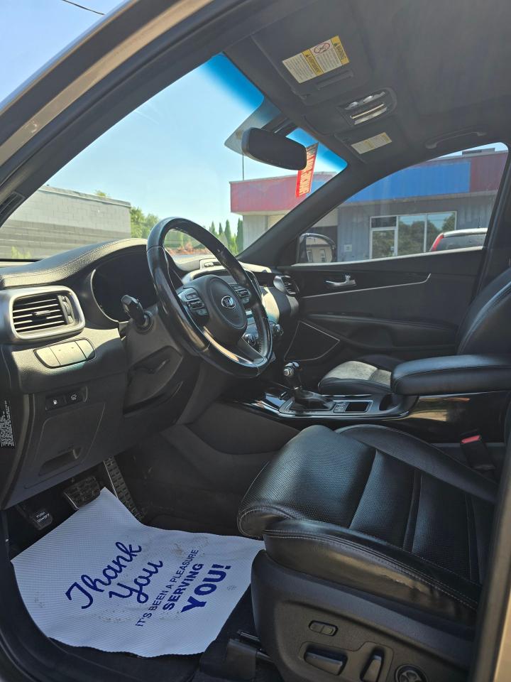 2016 Kia Sorento SX - Photo #7