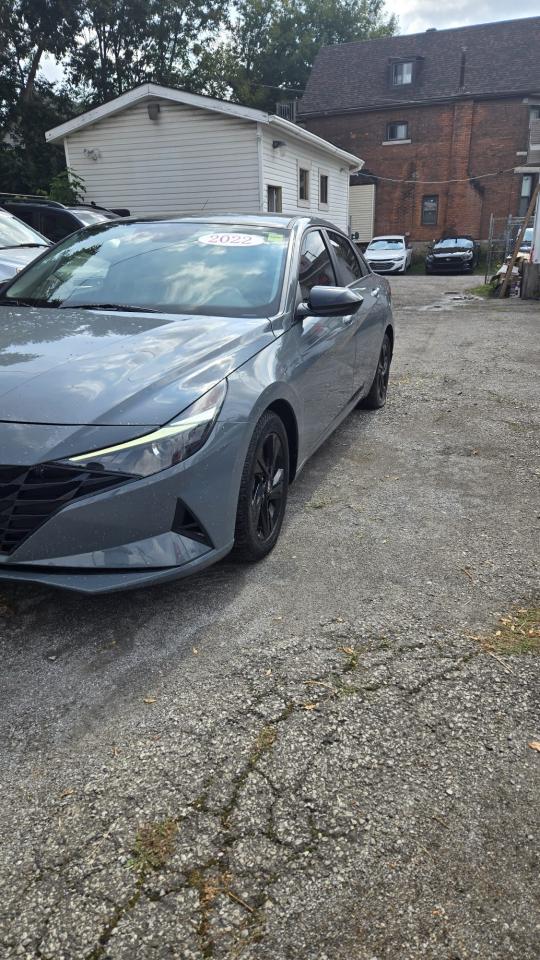 2022 Hyundai Elantra Preferred - Photo #2