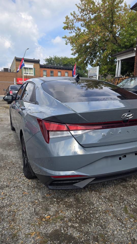 2022 Hyundai Elantra Preferred - Photo #3