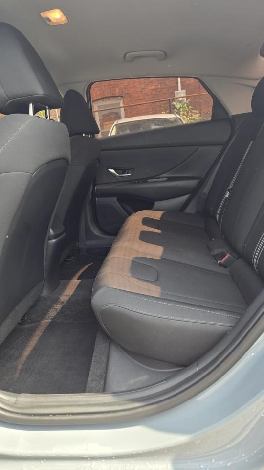 2022 Hyundai Elantra Preferred - Photo #14