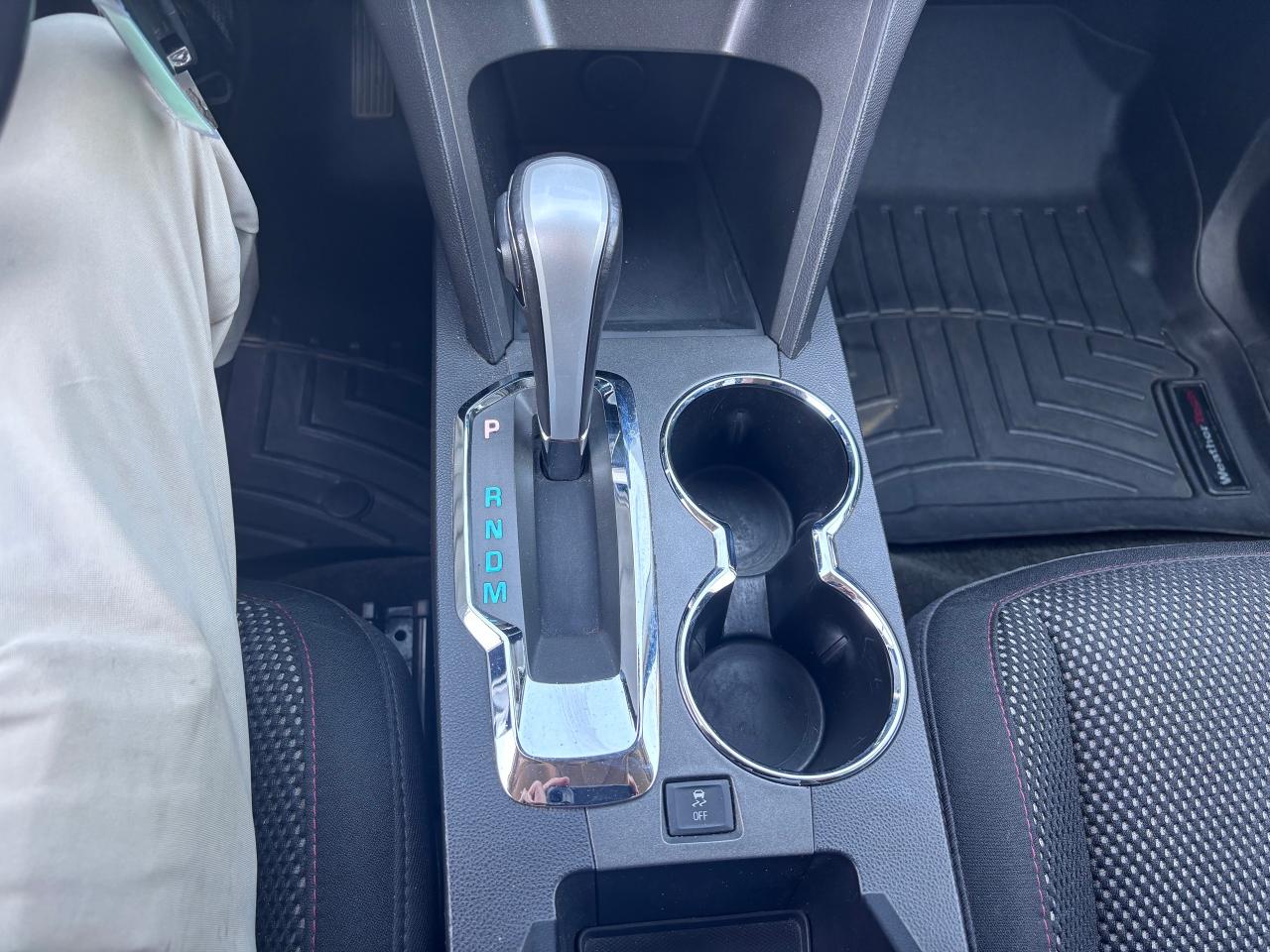 2015 Chevrolet Equinox LT 6 CYL LOW KMS - Photo #20