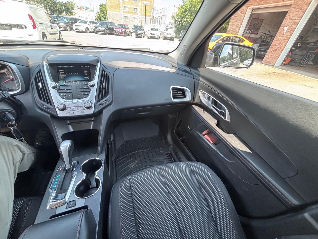 2015 Chevrolet Equinox LT 6 CYL LOW KMS - Photo #23