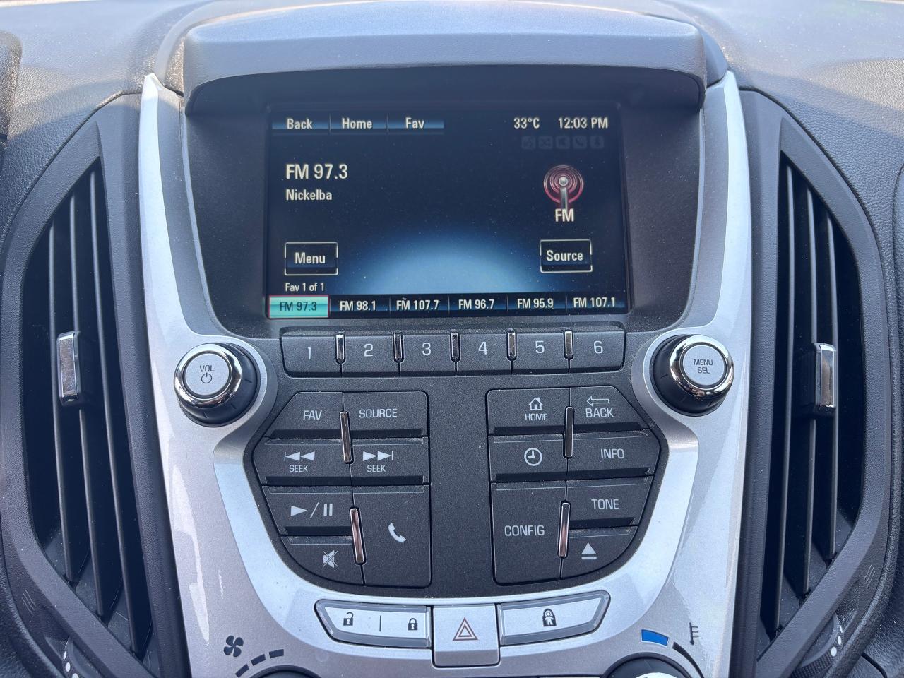 2015 Chevrolet Equinox LT 6 CYL LOW KMS - Photo #17