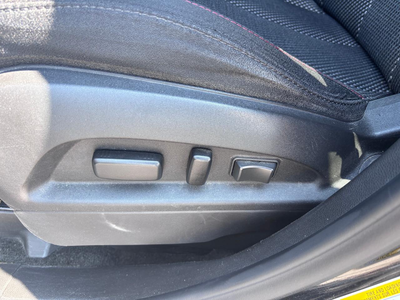 2015 Chevrolet Equinox LT 6 CYL LOW KMS - Photo #13