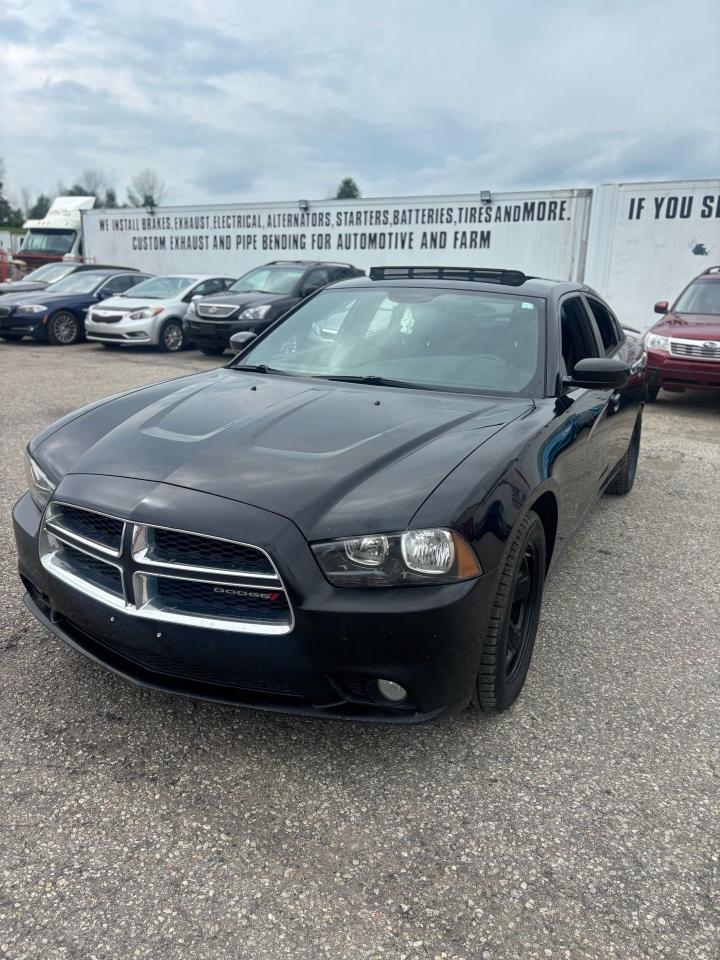 2014 Dodge Charger SXT - Photo #2