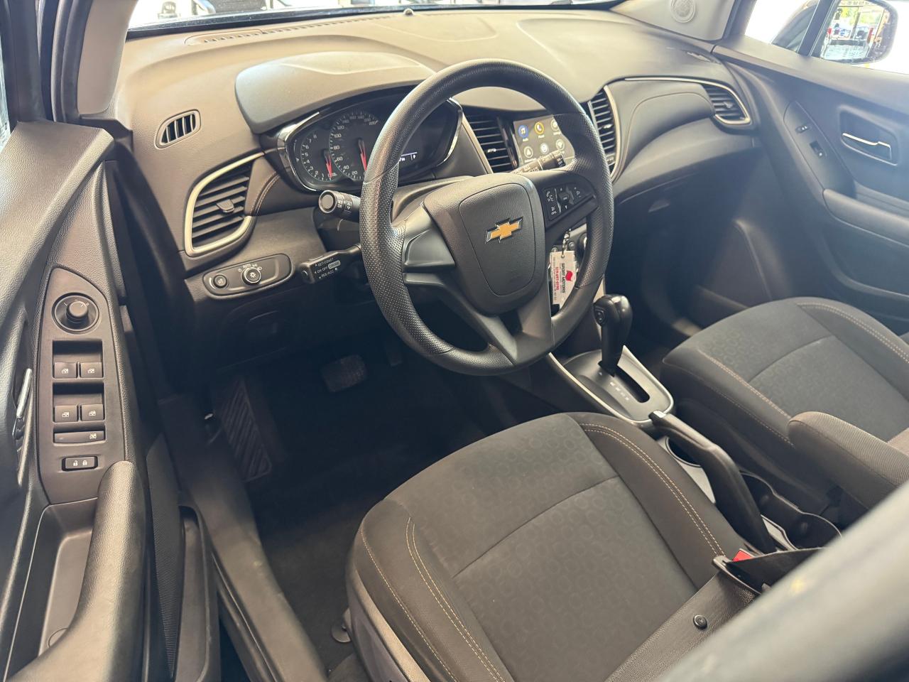 2019 Chevrolet Trax LS+Cruise Control+A/C+Camera+CLEAN CARFAX Photo18