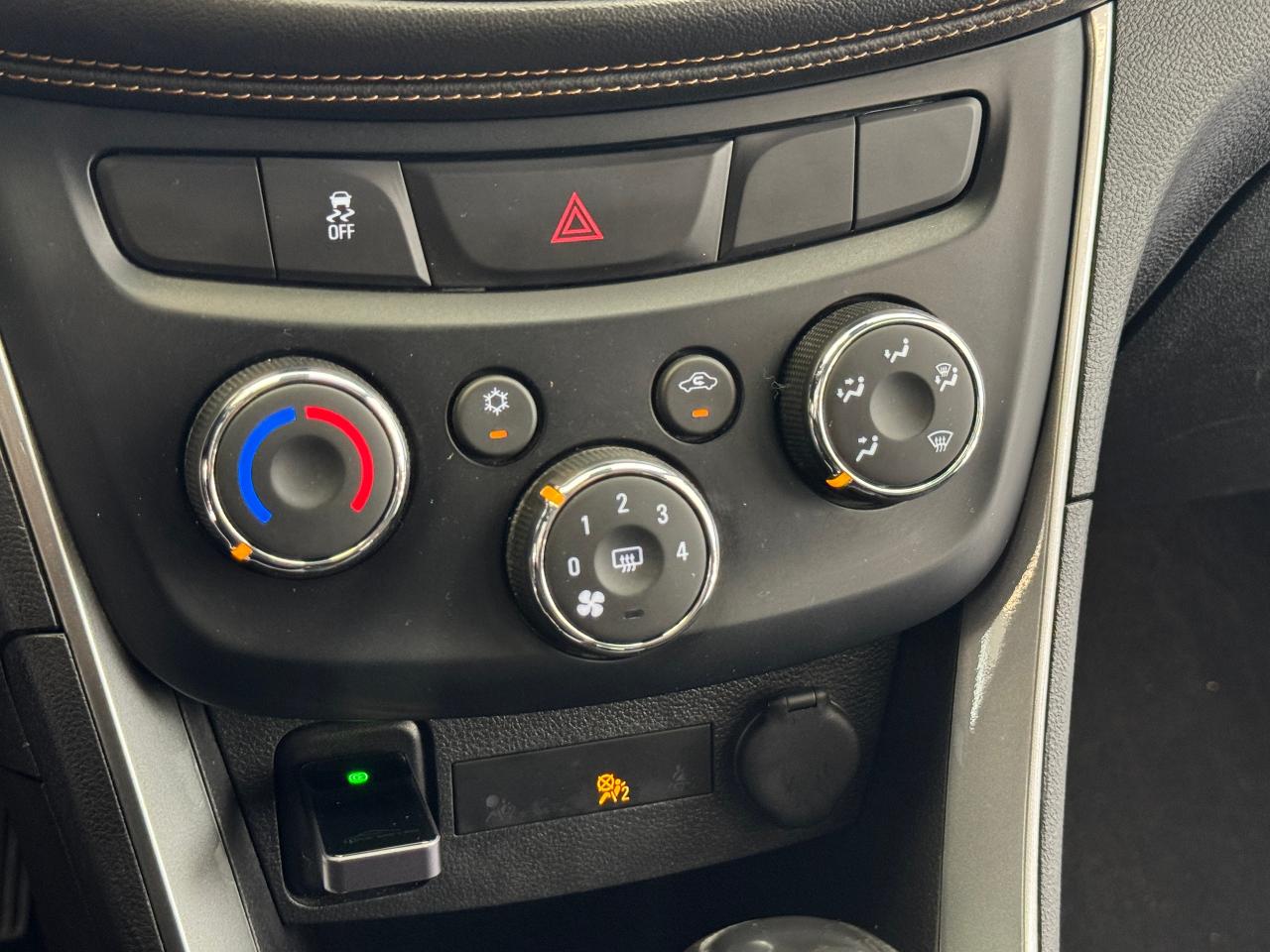 2019 Chevrolet Trax LS+Cruise Control+A/C+Camera+CLEAN CARFAX Photo91