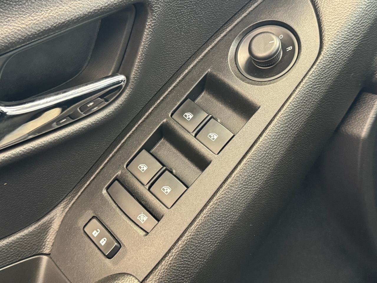 2019 Chevrolet Trax LS+Cruise Control+A/C+Camera+CLEAN CARFAX Photo103