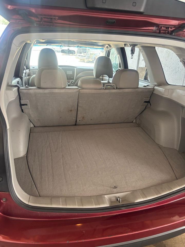 2010 Subaru Forester X - Photo #16